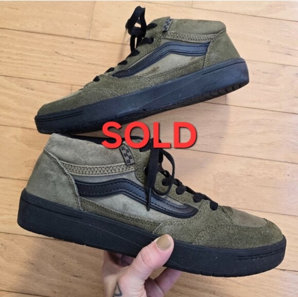Vans x Beatrice DomondZahba Mids olive green suede skater sneakersMENS 10